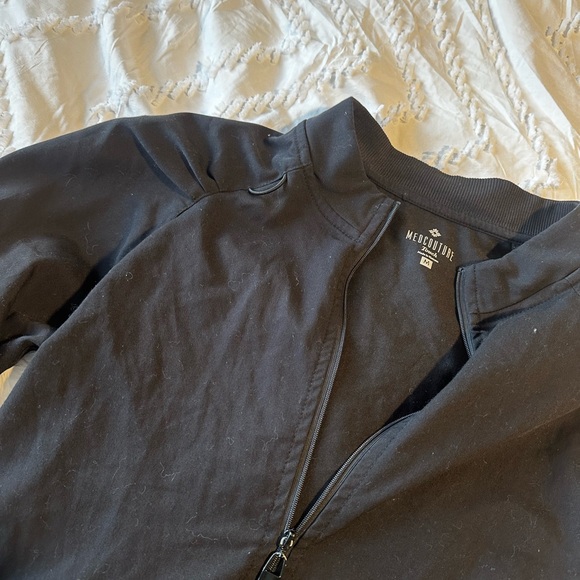 Med Couture Touch Women's Raglan Zip Front Warm Up Jacket - Picture 5 of 7